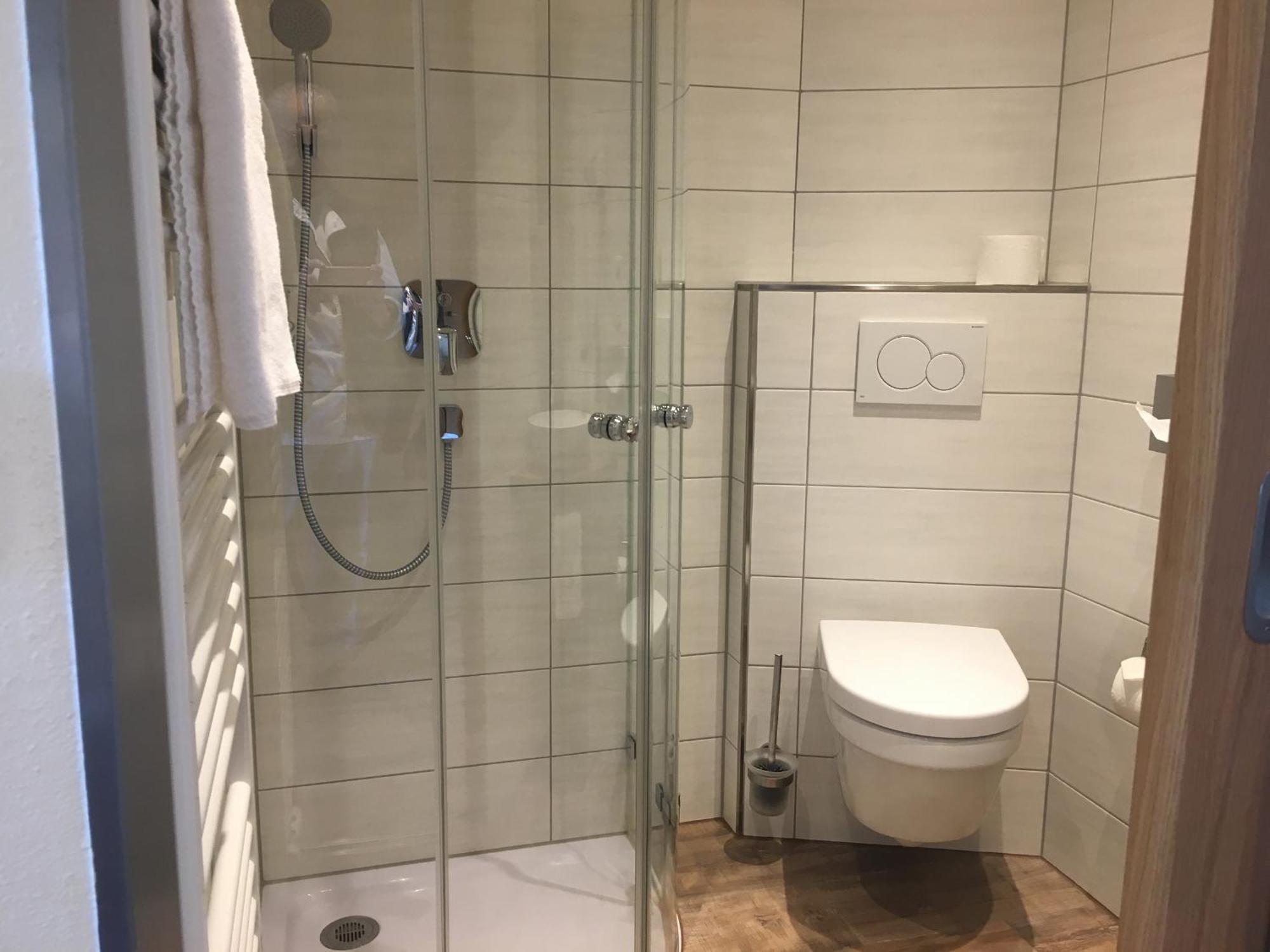 Gasthof Zum Ochsen Moessingen Ngoại thất bức ảnh